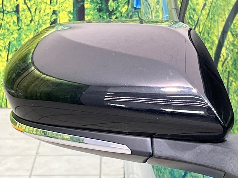 2019 Toyota Prius DAA-ZVW51 (UW-6a8520585a1c5)[14]