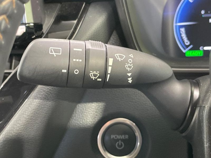 2024 Toyota Corolla Touring 6AA-ZWE219W (UW-6a8520643eee1)[7]