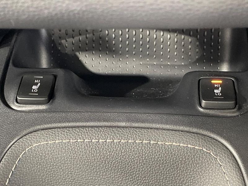 2024 Toyota Corolla Touring 6AA-ZWE219W (UW-6a8520643eee1)[10]