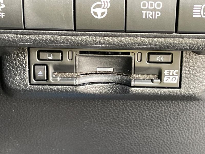 2024 Toyota Corolla Touring 6AA-ZWE219W (UW-6a8520643eee1)[13]