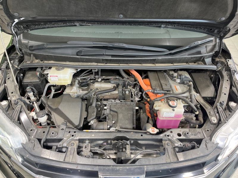 2019 Toyota Noah DAA-ZWR80G (UW-6a85206a69a3e)[11]