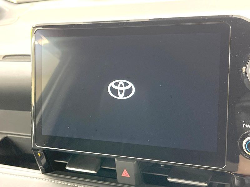 2022 Toyota Noah 6AA-ZWR90W (UW-6a85206e026e9)[5]