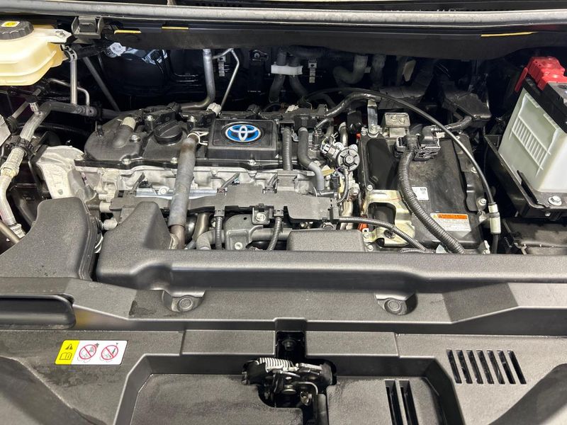 2024 Toyota Voxy 6AA-ZWR90W (UW-6a85207ab7689)[4]