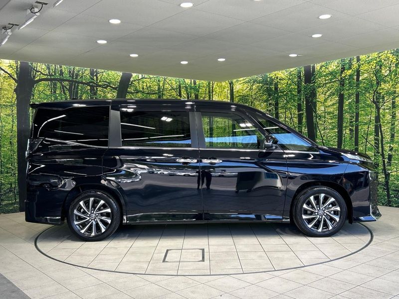 2024 Toyota Voxy 6AA-ZWR90W (UW-6a85207ab7689)[20]