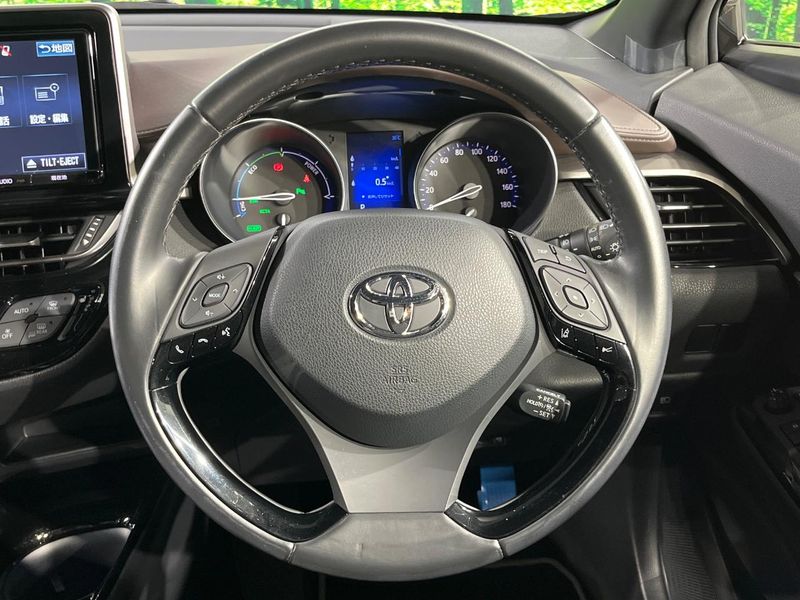 2018 Toyota C-HR DAA-ZYX10 (UW-6a85208022da1)[19]