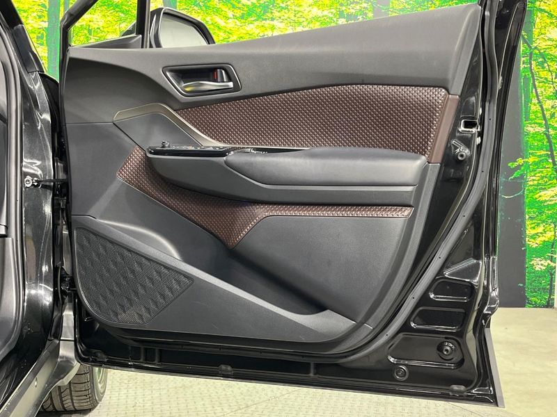 2018 Toyota C-HR DAA-ZYX10 (UW-6a85208022da1)[8]