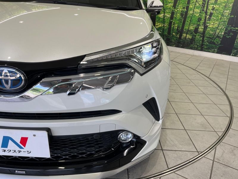 2018 Toyota C-HR DAA-ZYX10 (UW-6a852080a6661)[26]