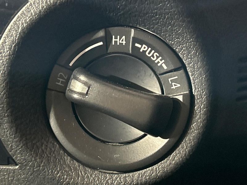 2021 Toyota Hilux 3DF-GUN125 (UW-6a866ed035f3a)[20]
