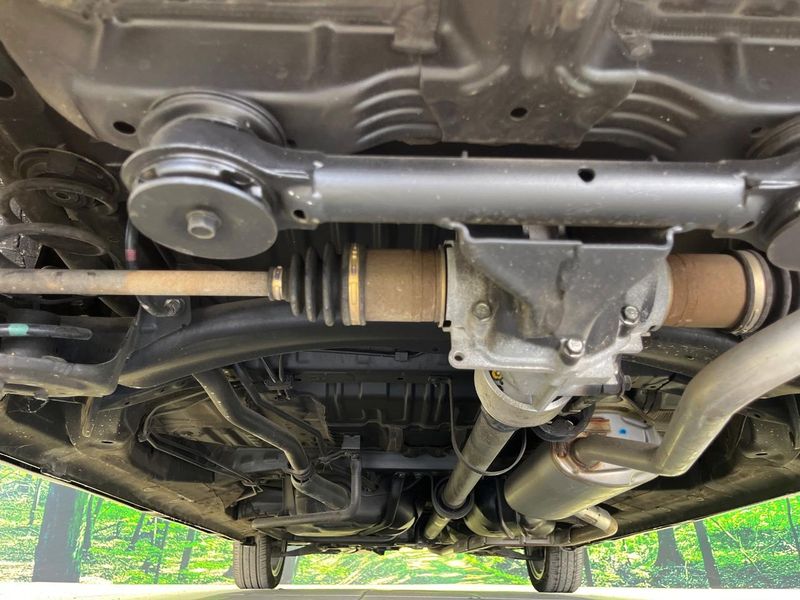 2023 Honda N-BOX CUSTOM 6BA-JF6 (UW-6a866f3b89c99)[24]