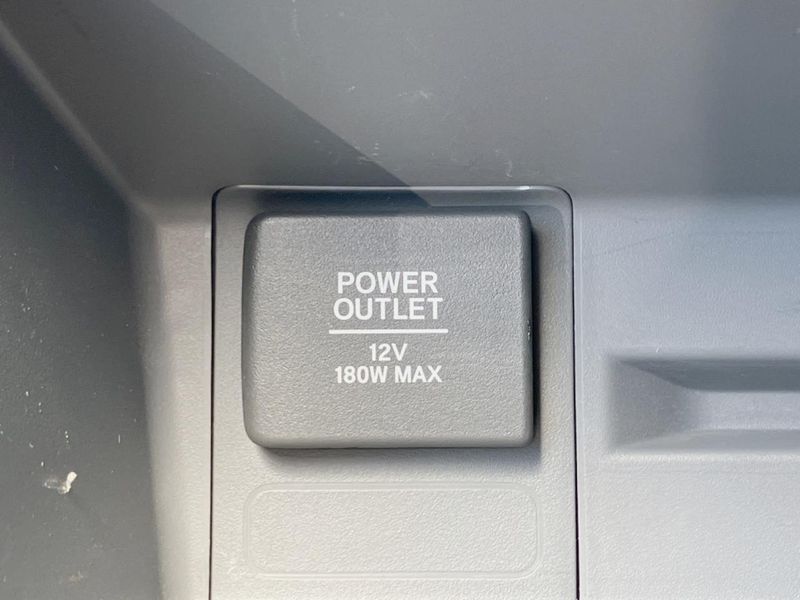2020 Honda N-VAN HBD-JJ2 (UW-6a866f49cbf45)[15]