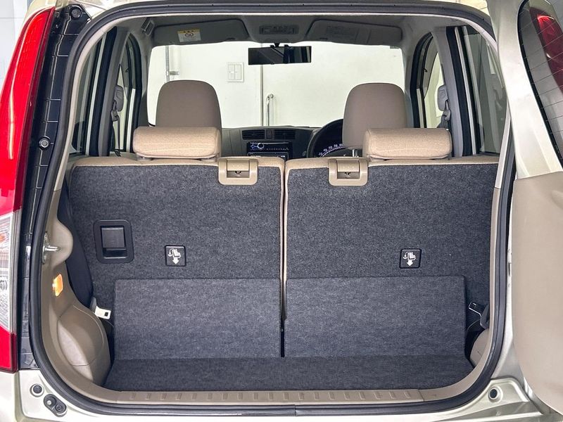 2013 Daihatsu Move DBA-LA100S (UW-6a866f6a9eb9c)[24]