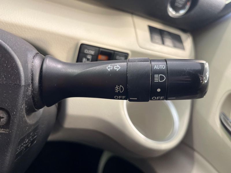 2016 Toyota Sienta DBA-NSP170G (UW-6a867065a031f)[27]
