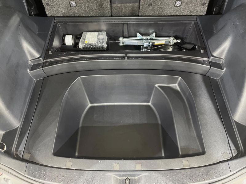 2021 Toyota Sienta 5BA-NSP170G (UW-6a86706a0925e)[4]