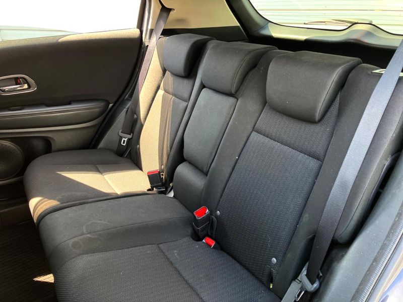 2015 Honda Vezel DAA-RU3 (UW-6a86707edacde)[18]
