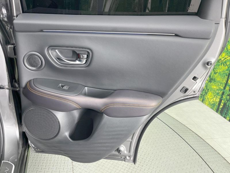 2023 Honda ZR-V 6AA-RZ4 (UW-6a867092aa625)[25]