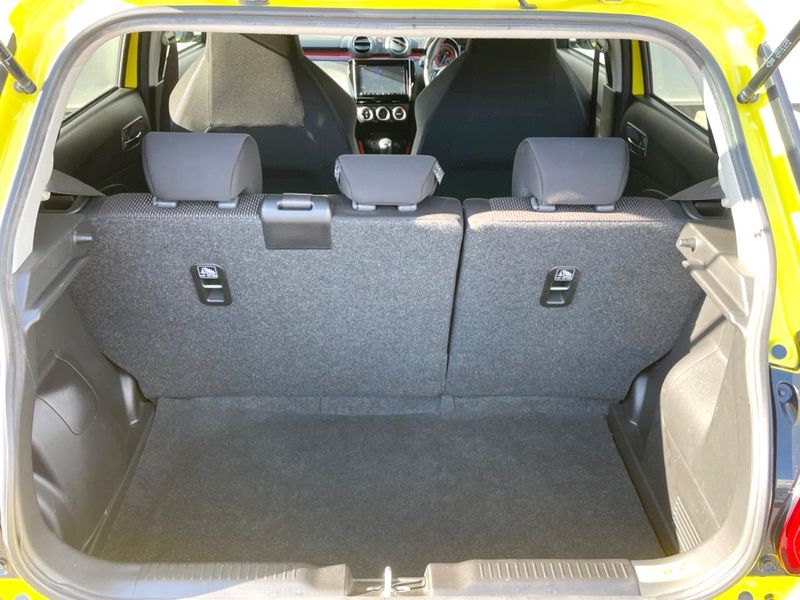 2018 Suzuki Swift Sport CBA-ZC33S (UW-6a8670e15cb1d)[25]