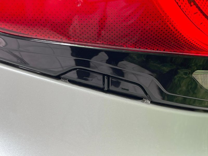 2023 Toyota Vellfire Hybrid 6AA-AAHH40W (UW-6a87bfc8e1d28)[21]