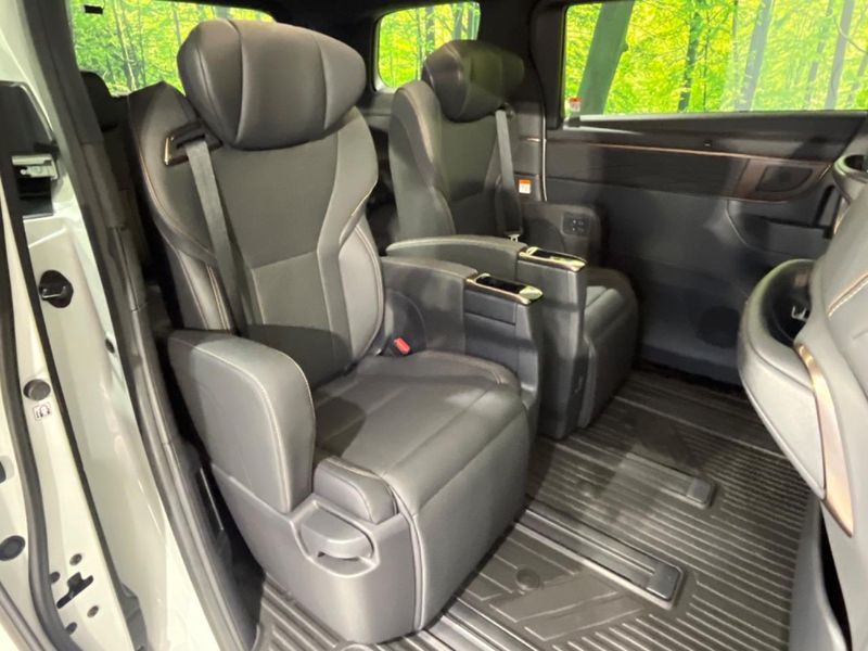 2024 Toyota Alphard 3BA-AGH45W (UW-6a87bff3a5805)[12]