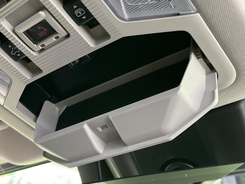 2023 Toyota RAV4 6AA-AXAH54 (UW-6a87c0050e787)[8]