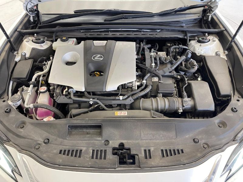 2018 Lexus ES 6AA-AXZH10 (UW-6a87c01709156)[4]