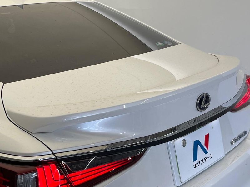 2018 Lexus ES 6AA-AXZH10 (UW-6a87c01709156)[27]