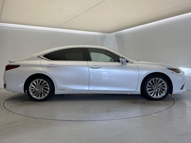 2018 Lexus ES 6AA-AXZH10 (UW-6a87c01709156)[18]