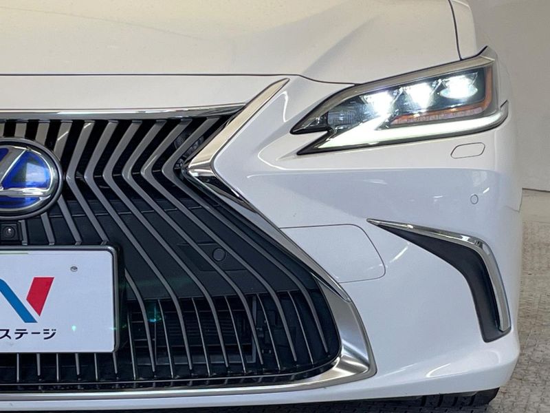 2018 Lexus ES 6AA-AXZH10 (UW-6a87c01709156)[12]