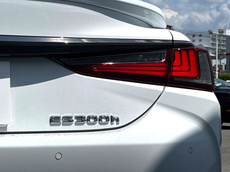 2023 Lexus ES 6AA-AXZH11 (UW-6a87c0189b66d)[25]