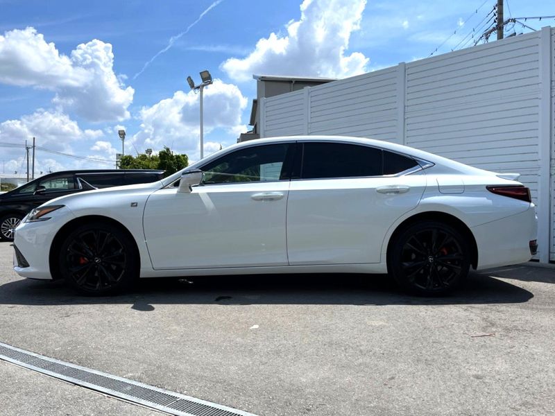 2023 Lexus ES 6AA-AXZH11 (UW-6a87c0189b66d)[20]