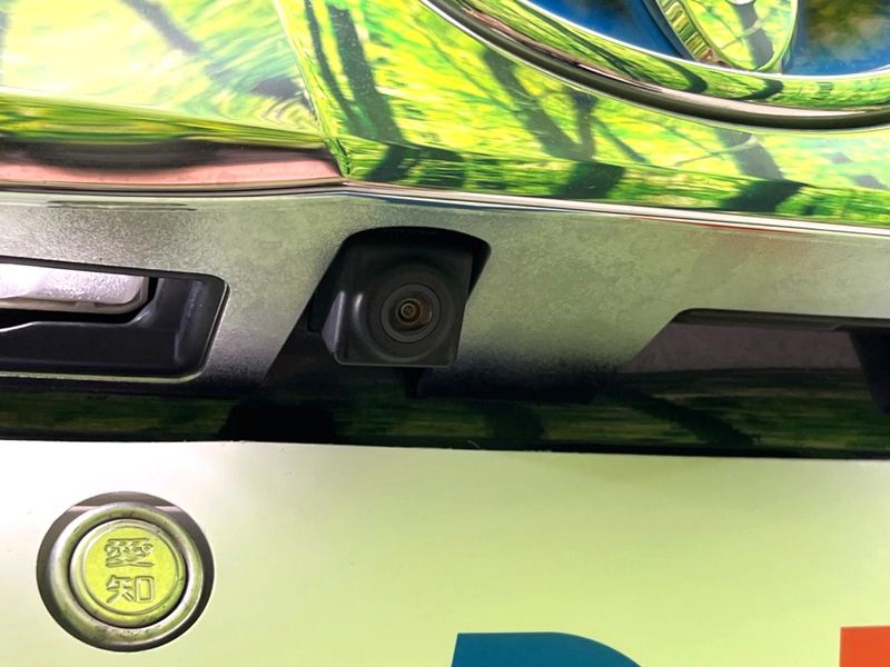 2017 Toyota Vellfire Hybrid DAA-AYH30W (UW-6a87c01997dc8)[23]