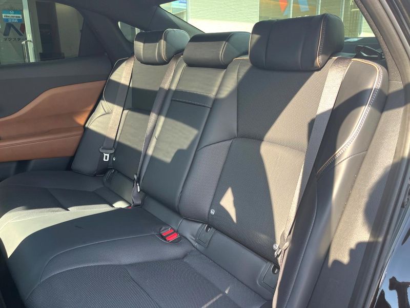 2025 Toyota Crown Crossover 6AA-AZSH35 (UW-6a87c0222b2c7)[29]