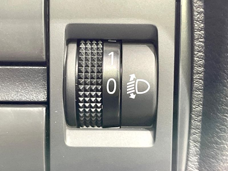 2021 Mitsubishi eK Cross Space 4AA-B35A (UW-6a87c038e6395)[23]