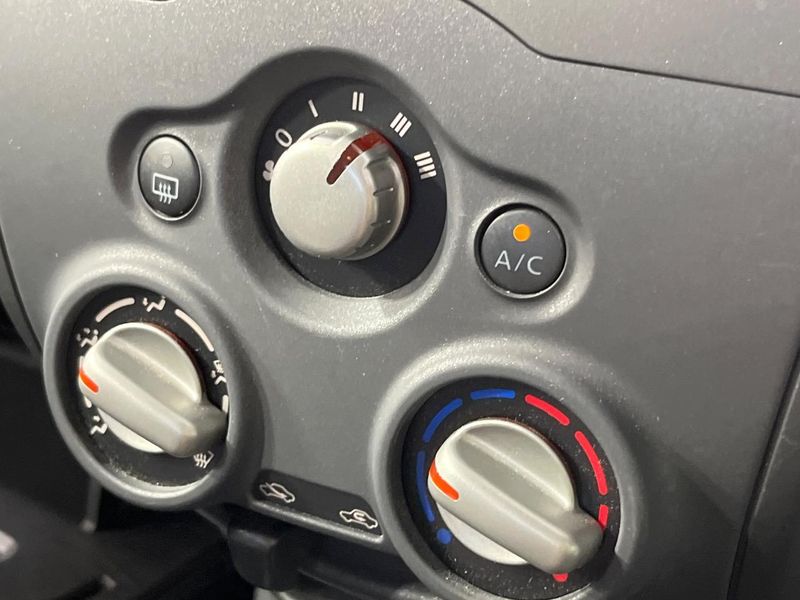 2017 Nissan Note DBA-E12 (UW-6a87c0760885d)[22]
