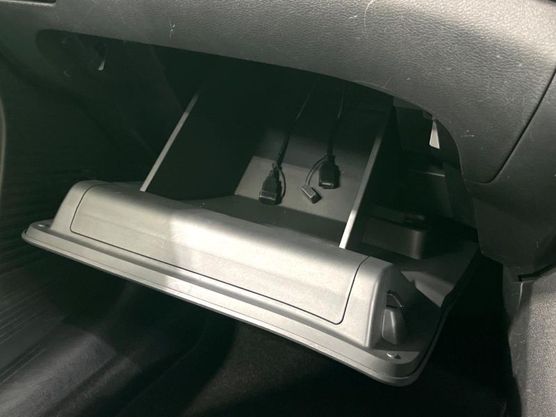 2021 Nissan Note 6AA-E13 (UW-6a87c0785c9fc)[20]