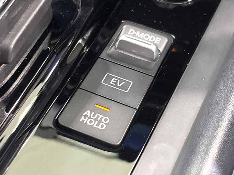 2021 Nissan Note 6AA-E13 (UW-6a87c0785c9fc)[28]