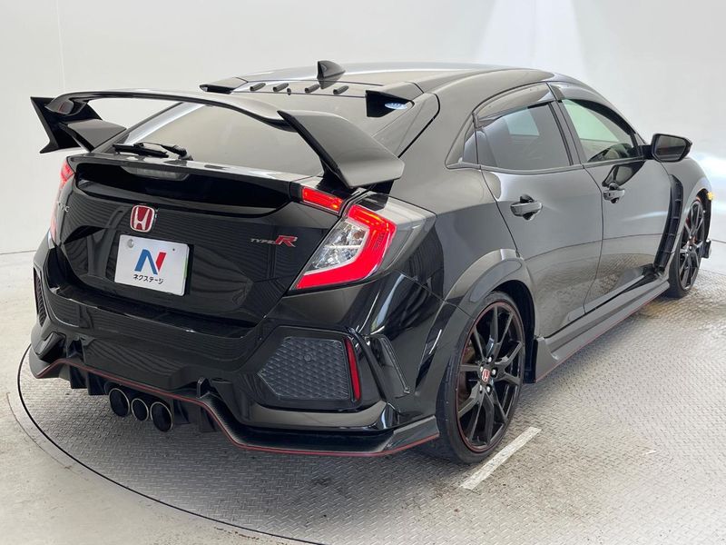 2019 Honda Civic DBA-FK8 (UW-6a87c086229e7)[17]