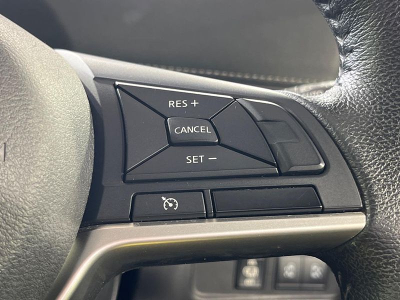 2017 Nissan Serena DAA-GFC27 (UW-6a87c09c2e3d0)[5]