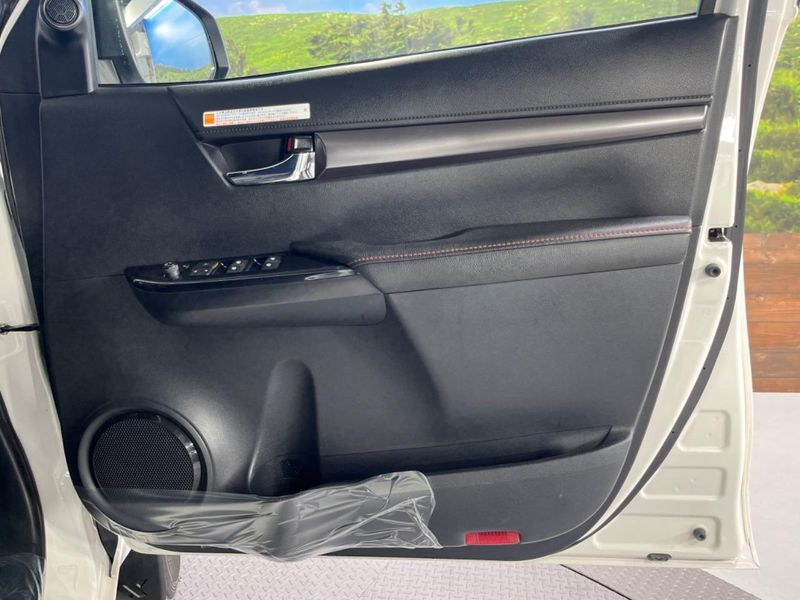 2022 Toyota Hilux 3DF-GUN125 (UW-6a87c0c9e92d5)[18]