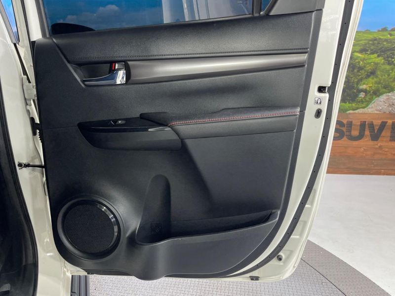 2022 Toyota Hilux 3DF-GUN125 (UW-6a87c0c9e92d5)[17]