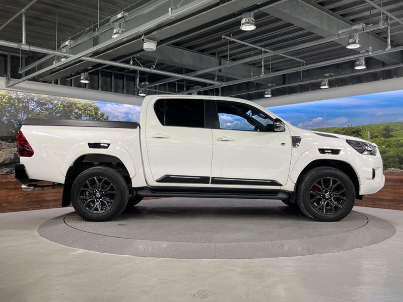 2022 Toyota Hilux 3DF-GUN125 (UW-6a87c0c9e92d5)[8]