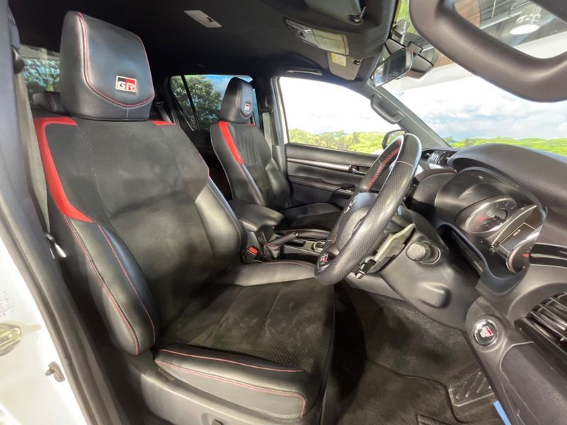 2022 Toyota Hilux 3DF-GUN125 (UW-6a87c0c9e92d5)[21]