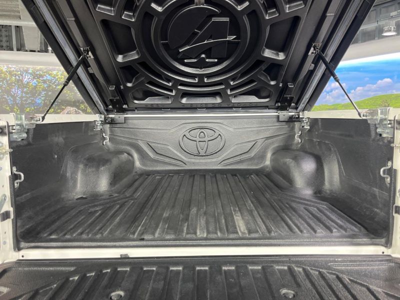 2022 Toyota Hilux 3DF-GUN125 (UW-6a87c0c9e92d5)[13]