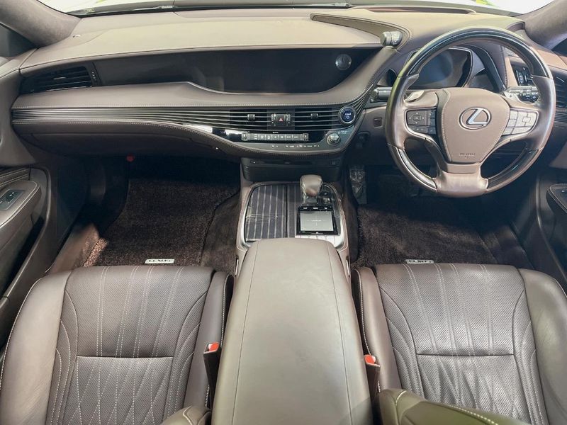 2019 Lexus LS DAA-GVF55 (UW-6a87c0cc97017)[25]