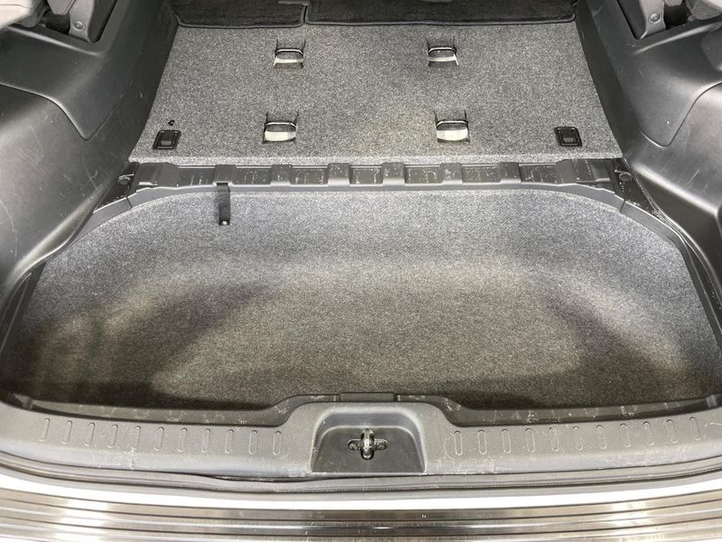 2019 Nissan Serena DAA-HFC27 (UW-6a87c0ed22d46)[28]