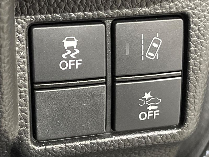2018 Honda N-BOX CUSTOM DBA-JF3 (UW-6a87c118186ae)[25]