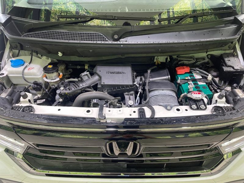 2022 Honda N-BOX CUSTOM 6BA-JF3 (UW-6a87c12524b86)[4]