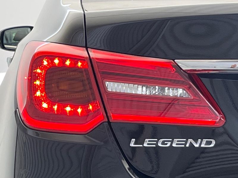 2016 Honda Legend DAA-KC2 (UW-6a87c153377b9)[19]