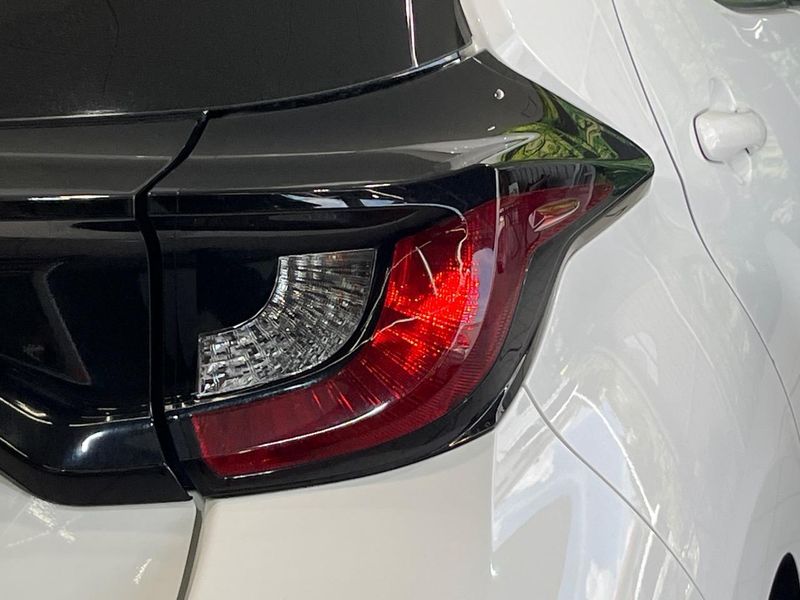 2021 Toyota Yaris 5BA-KSP210 (UW-6a87c16b665df)[22]