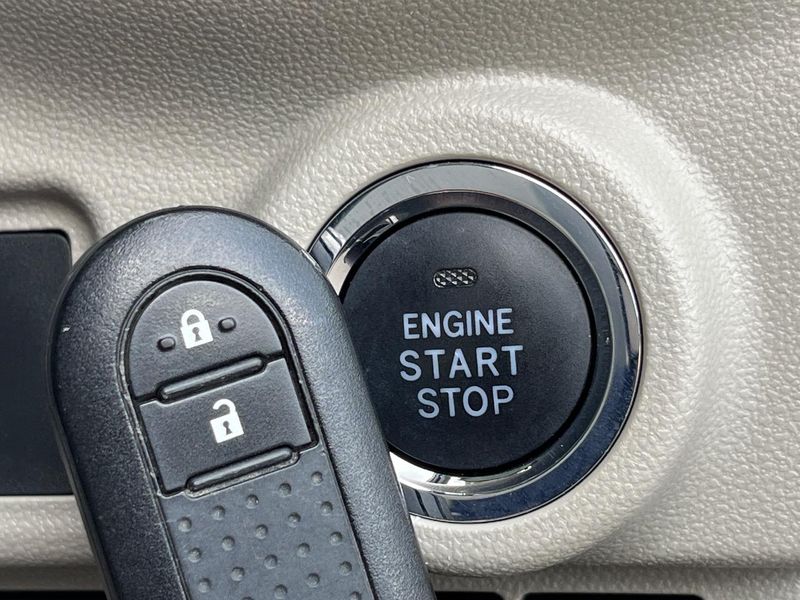 2015 Daihatsu Cast DBA-LA250S (UW-6a87c179d2626)[6]