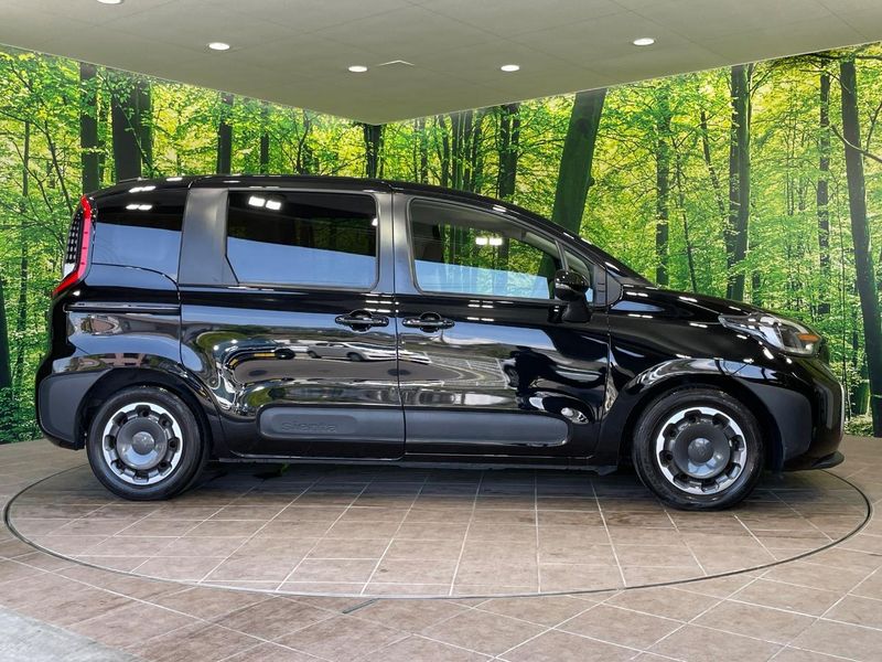 2022 Toyota Sienta 5BA-MXPC10G (UW-6a87c2308e6fd)[18]